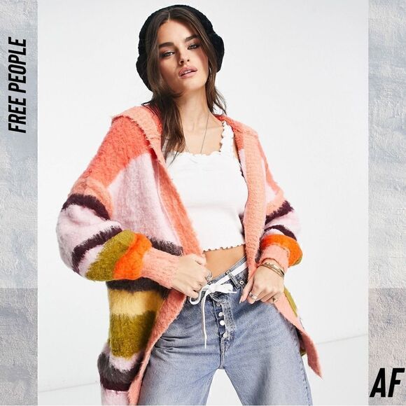 FREE PEOPLE DREAM TEAM CARDI IN DESERT CORAL NWT LARGE SUPER SOFT - Picture 9 of 14